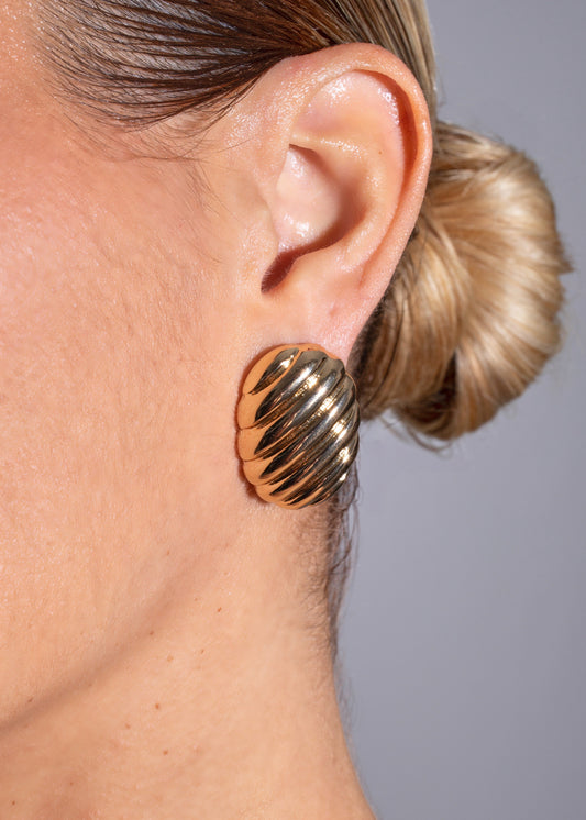 Sovereign Ridge Earrings Gold