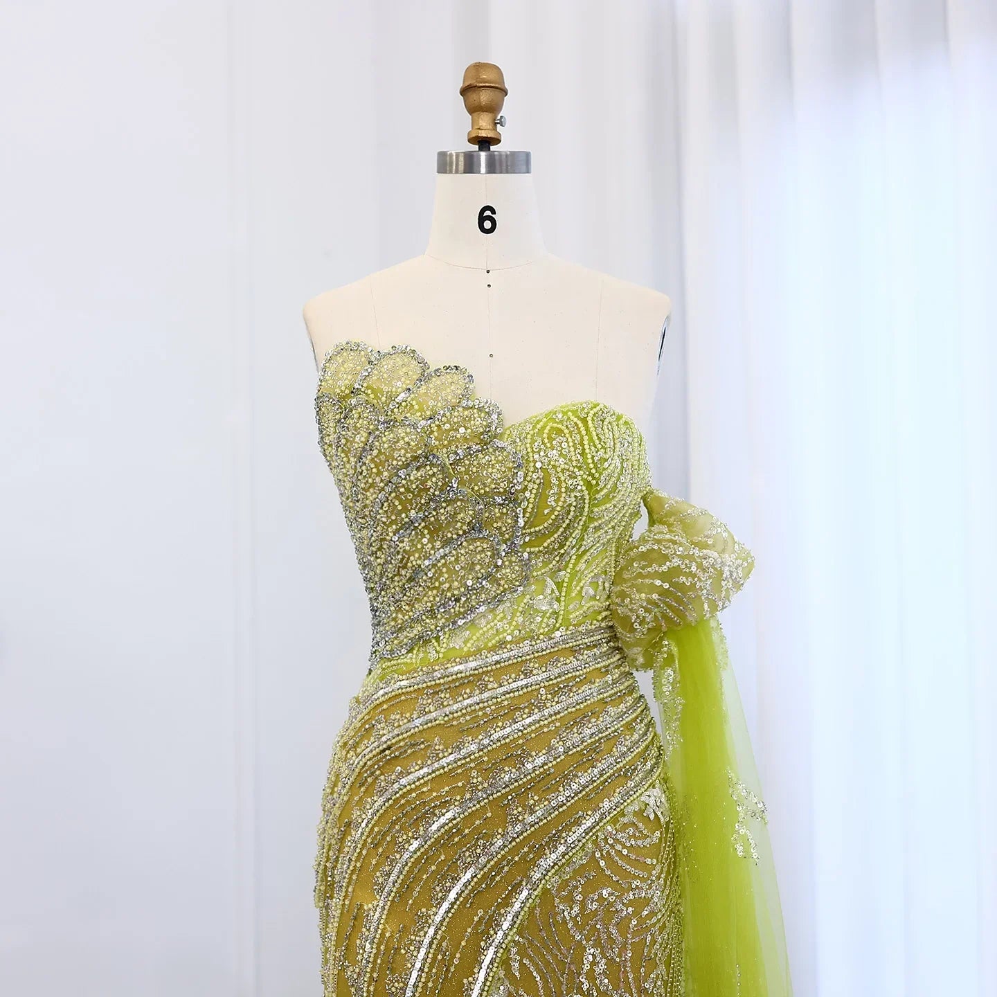Mermaid Cape Sleeve Scalloped Green Evening Dress
