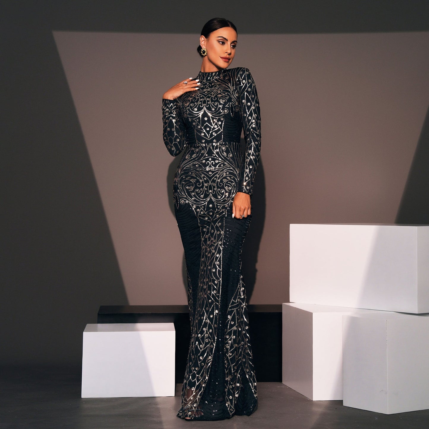 Evening Dress Long Sleeve Crew Neck Slim Long Sequined Cocktail Bridesmaid Dress